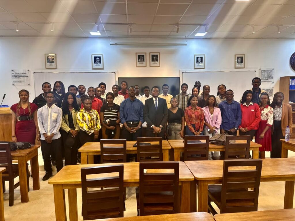 Au mois d’avril 2025, une formation certifiante en Excel d’entreprise s’est tenue, sous la conduite de Monsieur Tayaye Radi, CEO de Ticonsulting.